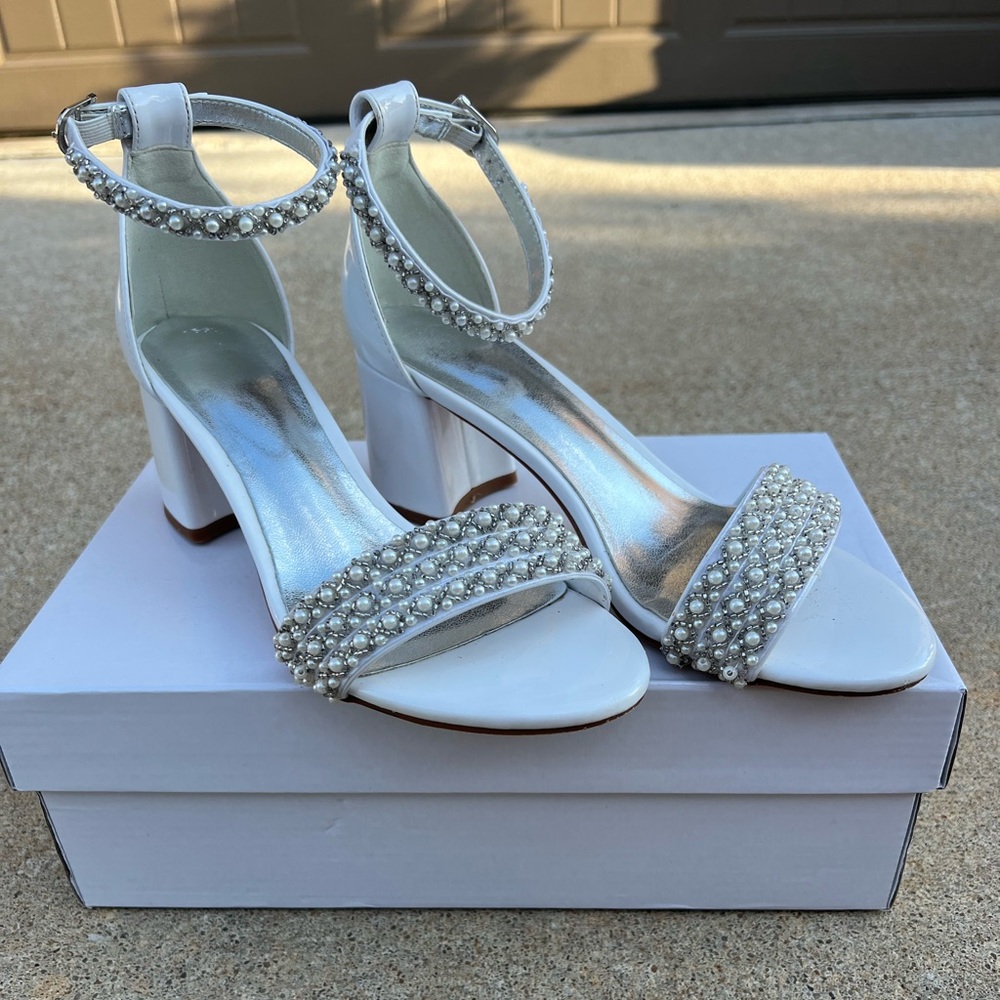 White Pearl strap block heels